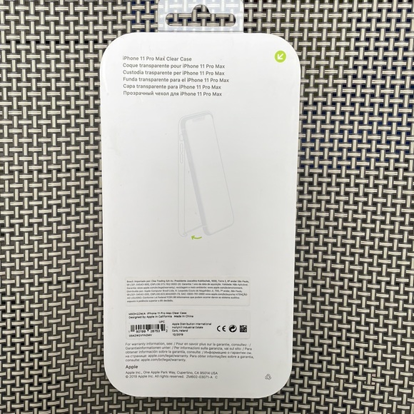 ⚜️IPhone 11 Pro Max Clear Silicone Phone Case! NWT! - Picture 2 of 5